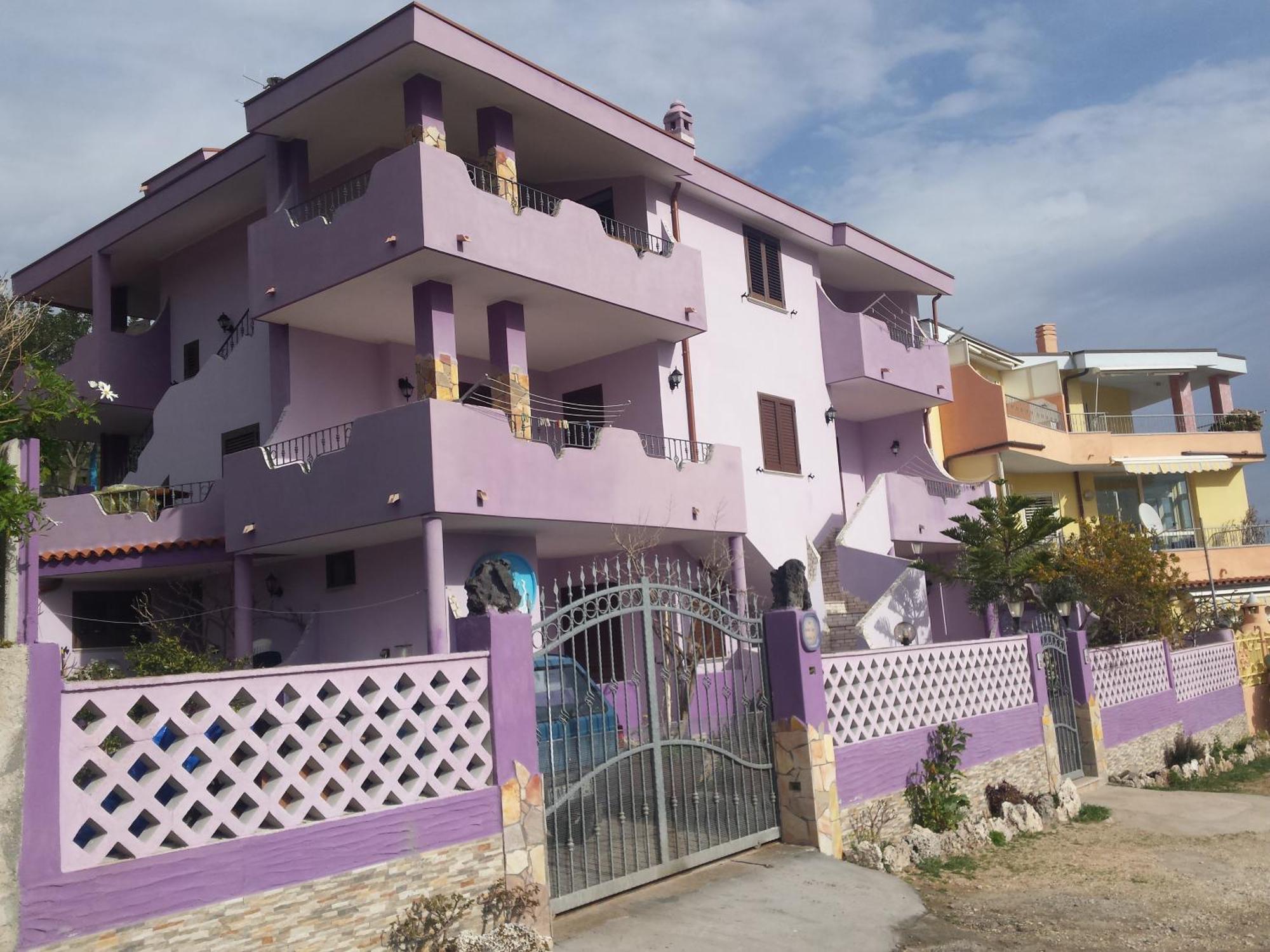 Casa Purple Apartment Cala Gonone Bagian luar foto