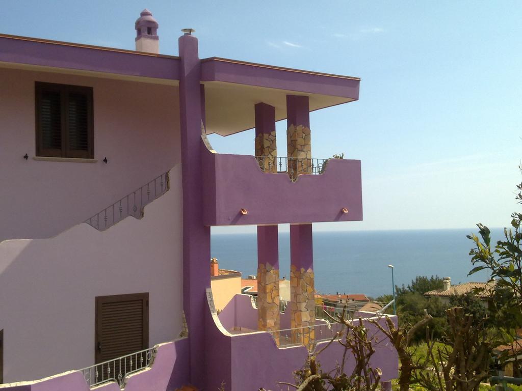 Casa Purple Apartment Cala Gonone Bagian luar foto