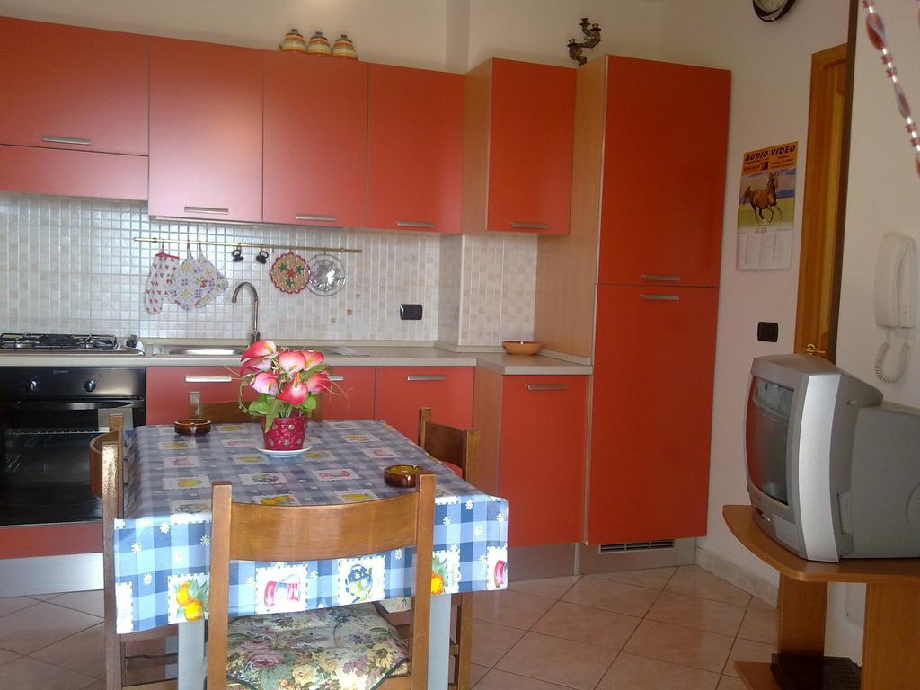 Casa Purple Apartment Cala Gonone Ruang foto